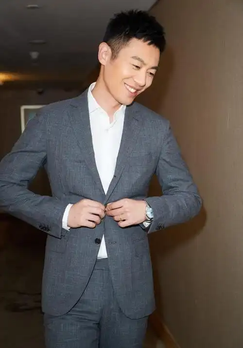 35集军旅大剧来了,李幼斌侯勇甘心作配,该火了|童蕾|老戏骨|朱亚文