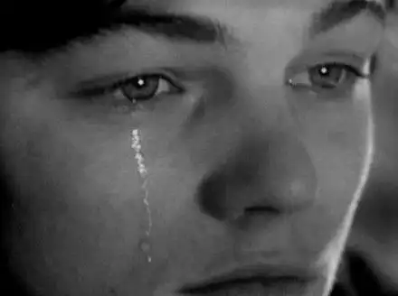 流泪伤感黑白图片流泪的眼睛