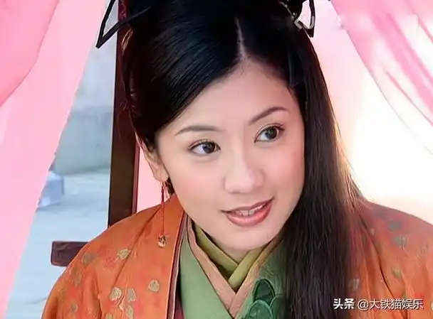 《大汉天子》里贾静雯饰演的念奴娇本是前朝将军之女,父亲冤死,家道中