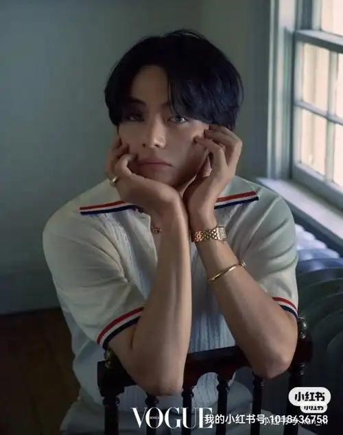 这耳朵这里被你吃了还是被你吃了还有第一眼我以为刘亚仁呢(没有恶意)