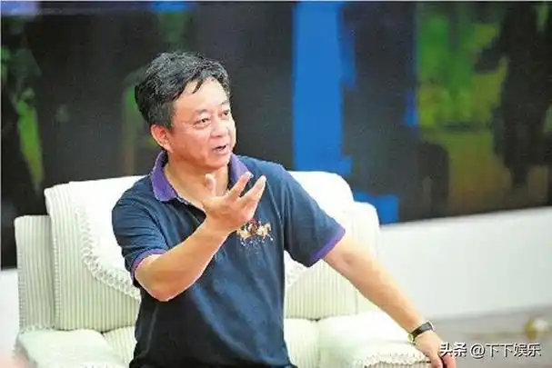 从央视顶梁柱到被迫隐退,消失多年的朱军,到底经历了什么?