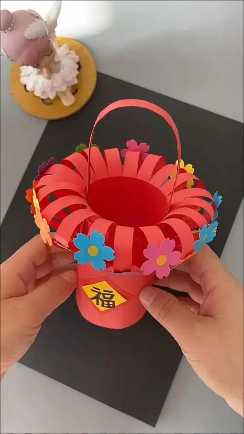 和小朋友一起来做福气满满的手工灯笼吧#新年手工 #手工灯笼 #儿童