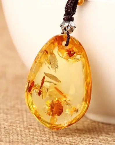 天然琥珀水滴形花珀吊坠