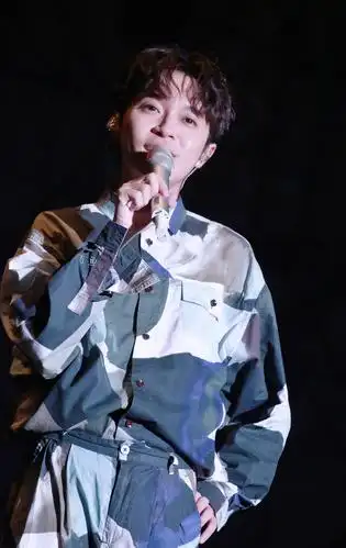 空谷幽岚可人儿,盛世独秀吴青峰.