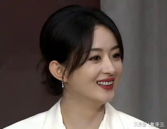 这一次,"缺席红毯"的赵丽颖,将好演员的困境展现得淋漓尽致|杨幂|刘涛