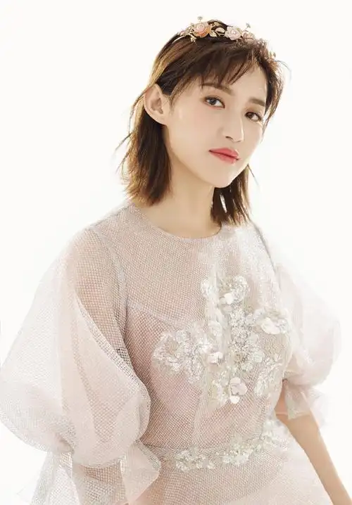 温婉灵动的姑娘——演员苏青