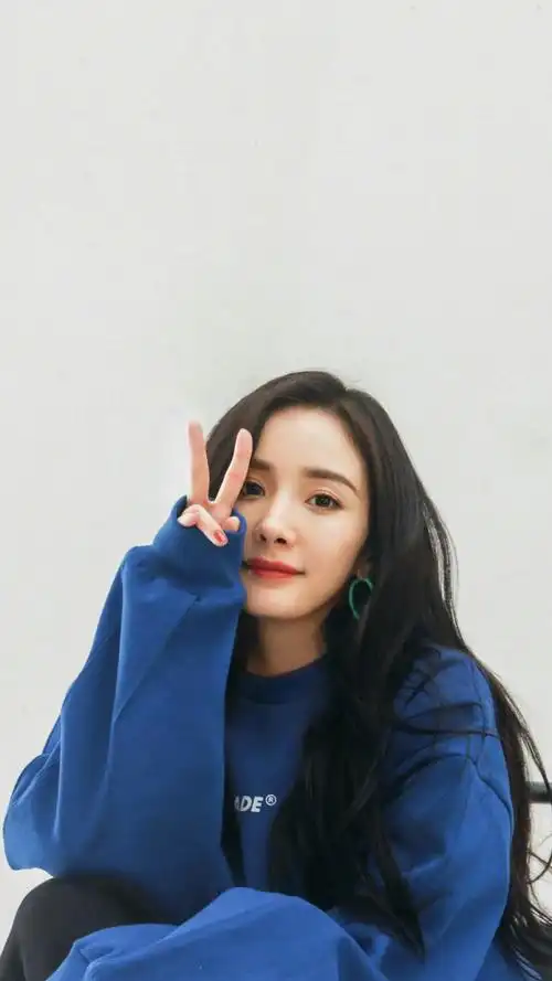 杨幂可爱俏皮比v卖萌