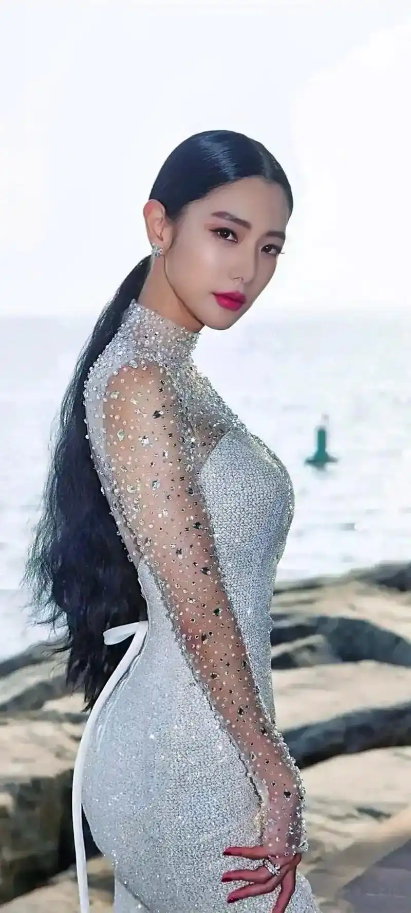 抖音图文来了 #高清壁纸4k全屏60帧  韩国美女克拉拉 - 抖音