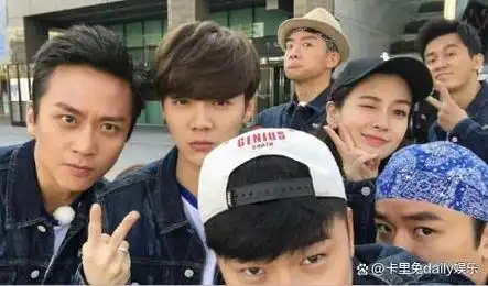 跑男元老只剩郑恺李晨虽年年收视第一但感觉变了时间真的流逝的很快啊