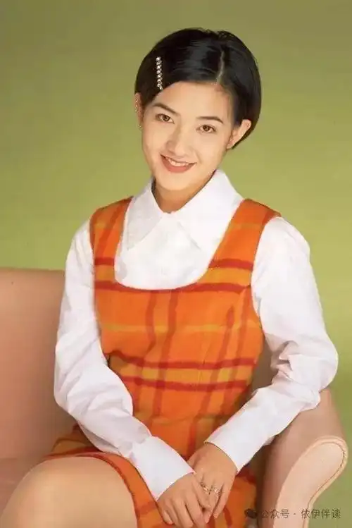 在范晓萱倍感煎熬的时候,她在国外的一次演出中,遇上了台湾音乐人周浚