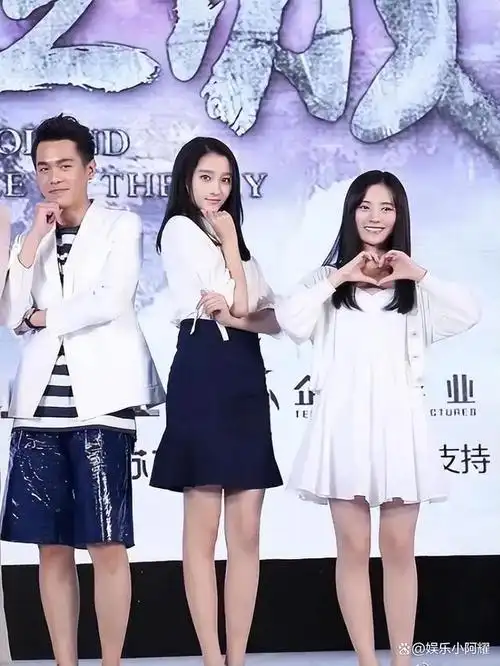 看来,她的身高仍然是她的明显劣势.