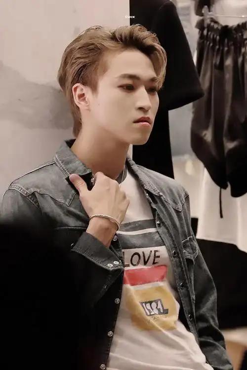 saintlaurent圣罗兰97宇野赞多生图绝了啊啊9898站姐图也绝了绝