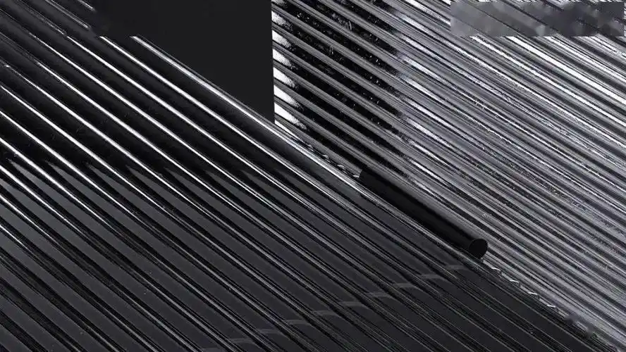 起到遮挡隐私之余,它对光漫反射的透光效果高出普通玻璃的90%