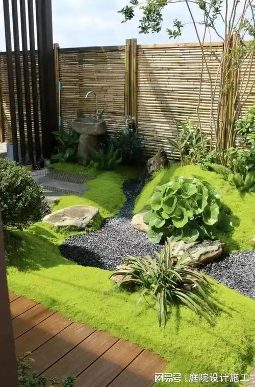 日式小庭院花园,方寸间也能感受静怡之美