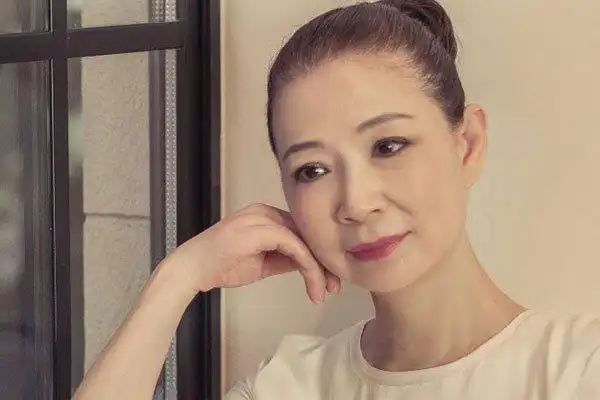 仲小萍的个人资料 就是霍尊的母亲