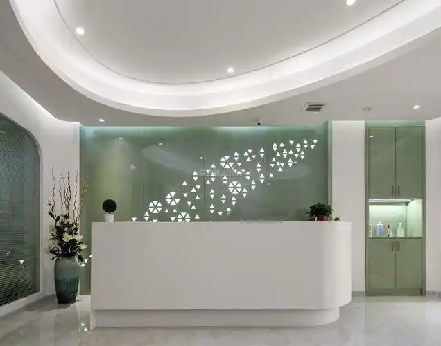 现代简约风格美容院前台装修效果图2022