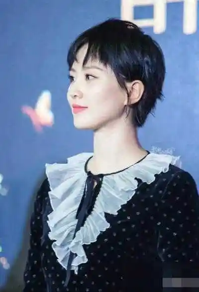 女生剪齐耳短发造型图片迷人时尚的短头发大全