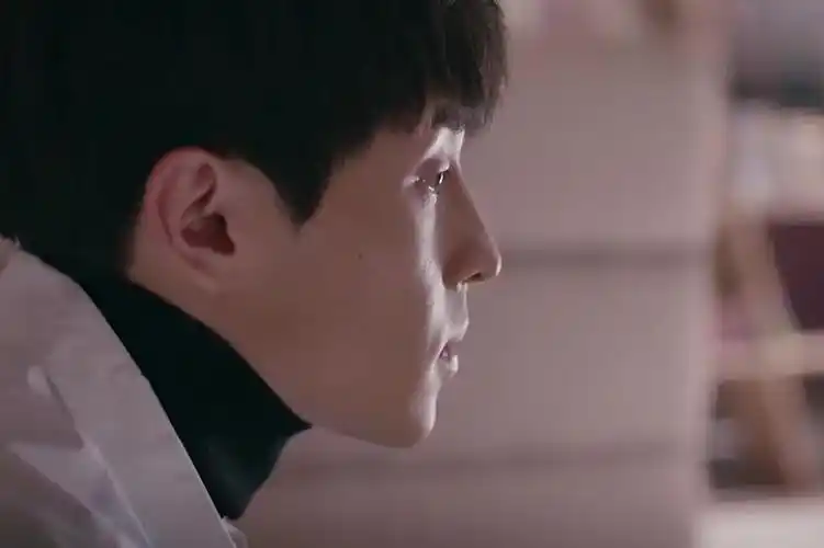 欢乐颂谢童向关雎尔摊牌了讲述了跟前女友的一切经过关雎尔