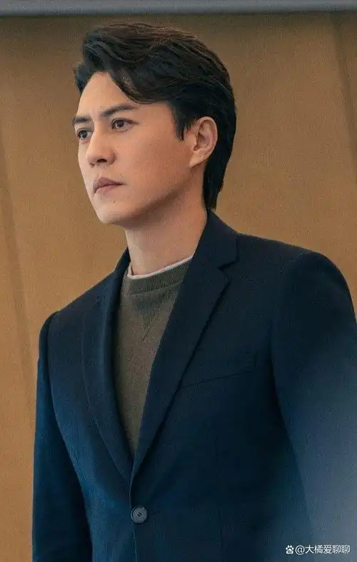 沉迷喜剧效果的靳东和邓超让人心痛,醒醒吧!沈腾都开始转型了