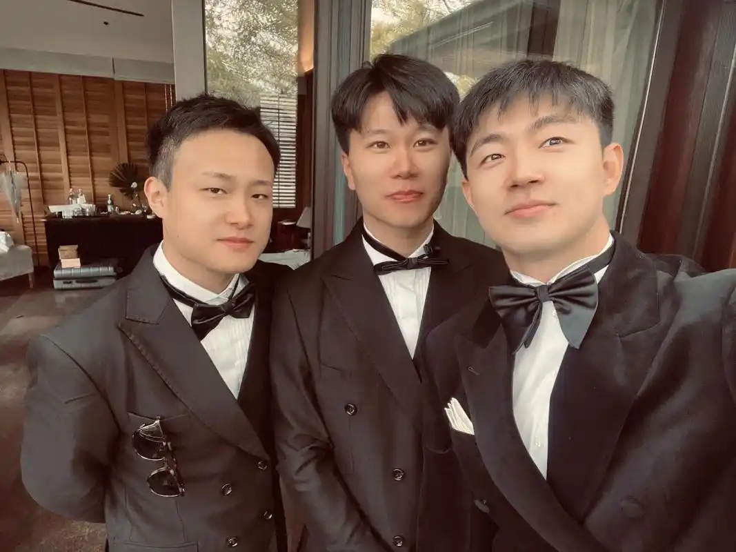 伴郎 #记录幸福时刻 #每一张照片都是满满的回忆和足迹 祝 - 抖音