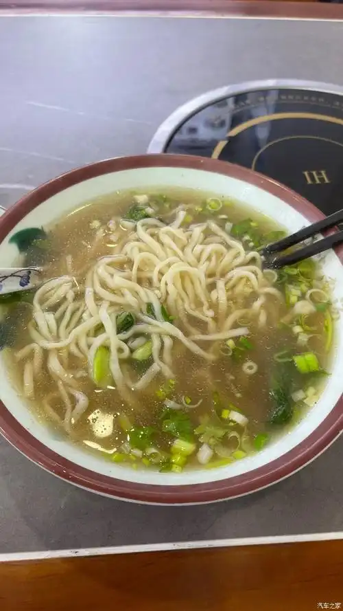 大骨牛肉汤面35元色一啊