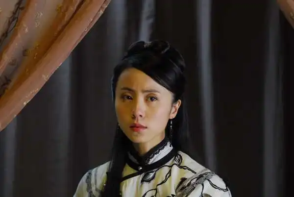孙莉 饰 赵宦娘