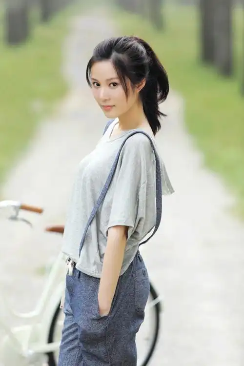 【美女相册】——邬靖靖户外小清新