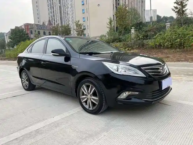 长安 逸动  2015款 1.6l 手动旗舰型图片