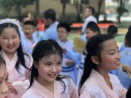 融合传统文化浸润和美校园厦门市乌石浦小学第十一届田径运动会