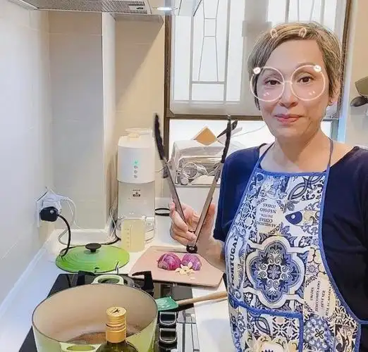 尔冬升的初恋女友竟然也是周润发前妻香港第一美人结局却一般