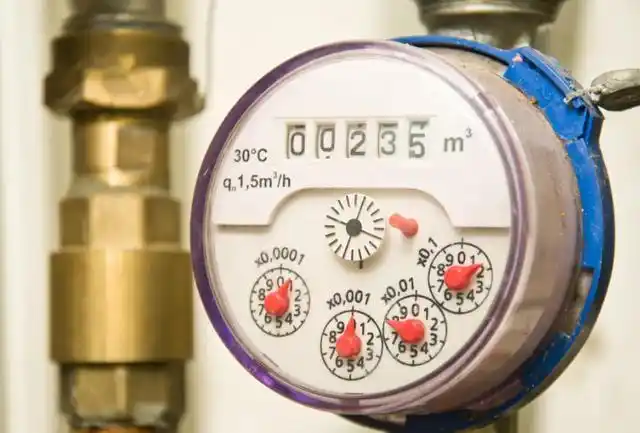 水龙头关不紧总滴水,水表会读数吗?老师傅:最好是装个"开关"