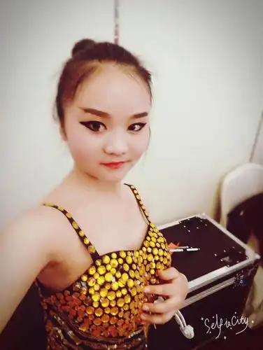 照片yy402410米妮个人相册私照_402410米妮相册 - yy live主播资料库