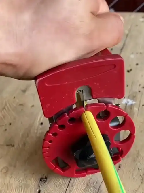 剥线事半功倍 手动剥线神器 便携式废旧电线电缆快速去皮剥离器