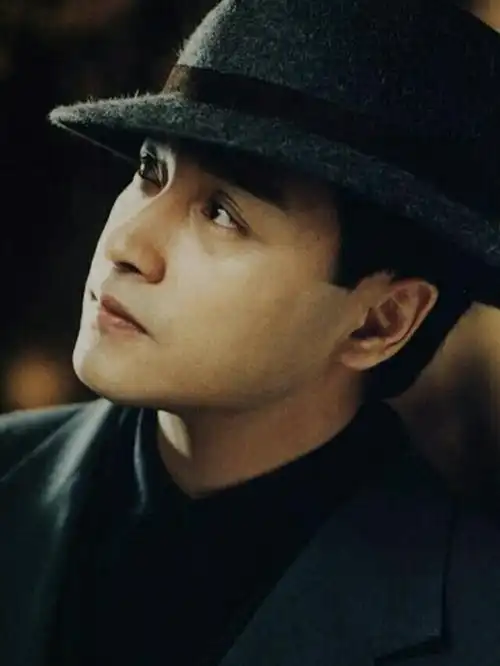 张国荣的帅帅的照片