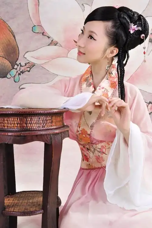 【音画*素材】《情思如梦》几组古典美女素材