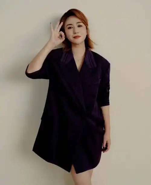 马丽罕见秀纤细美腿!性感温柔极具女人味-搜狐大视野-搜狐新闻