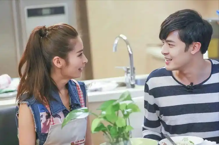 回顾颖儿卑微的女明星低声下气讨好丈夫丈夫却连孕期都要aa制