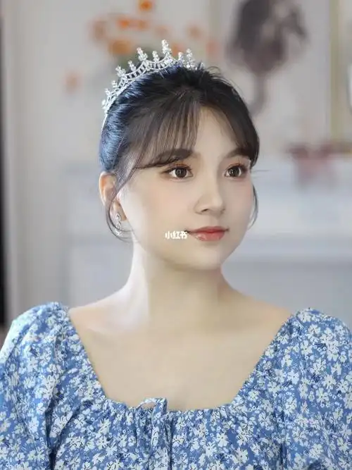 东莞化妆师|适合圆脸新娘的主纱造型78