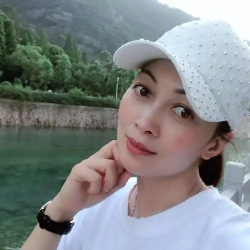 70后的微姐头像