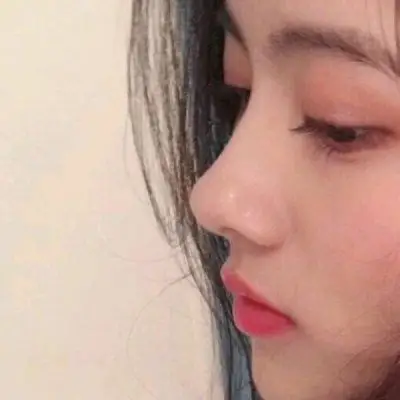侧脸头像女漂亮气质 微信头像侧脸女唯美2020款 - 女生头像 - 潮人