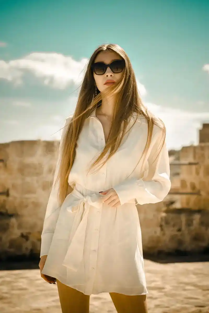 美女杂志封面壁纸