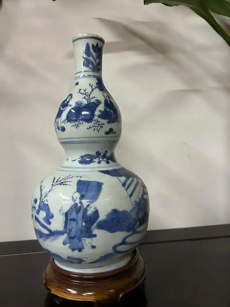 明代青花葫芦瓶3007015160 mm.葫芦与"福禄"谐音,表 - 抖音