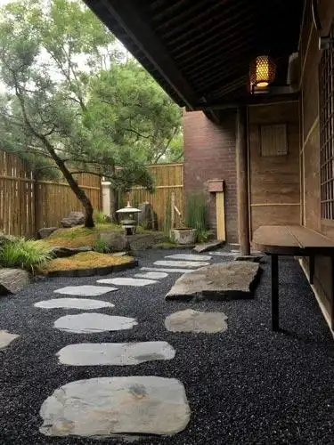 金碧天下80㎡日式别墅庭院设计施工实景图