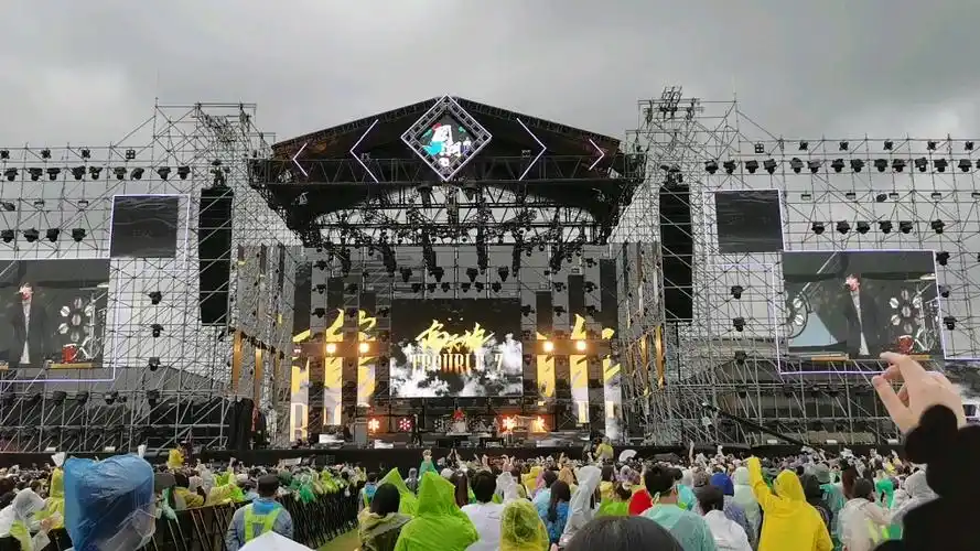 【高天佐troublez】上海国潮音乐节现场