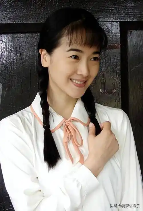 人前拼命三娘,人后努力爬床,这次,左小青的"假面"被彻底撕烂_陈道明