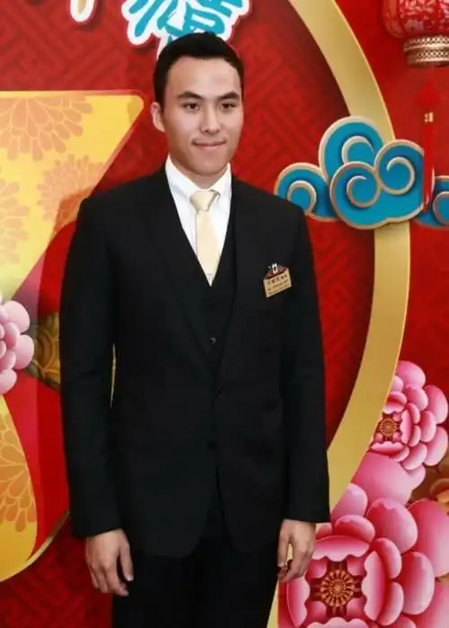 何猷启老婆是谁个人资料照片