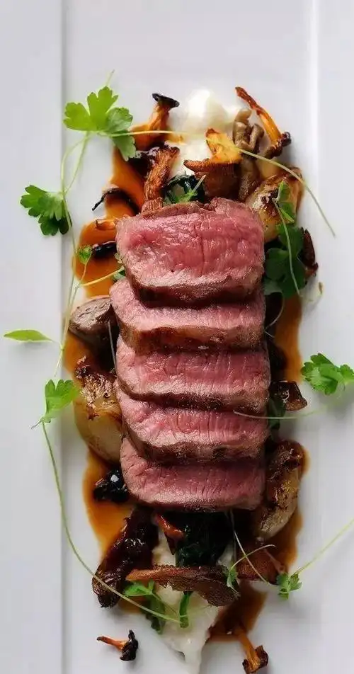 米其林牛排摆盘