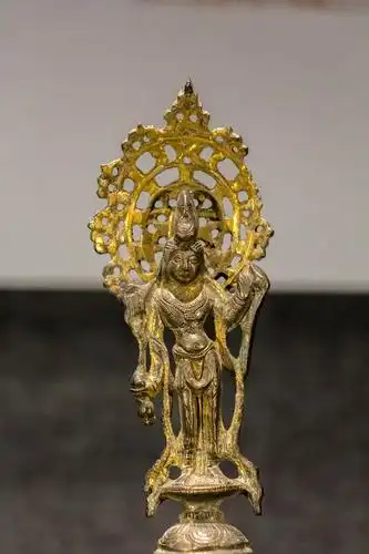 纳兰拉着顾惜朝的相册-佛影湛然——西安临潼唐代造像七宝