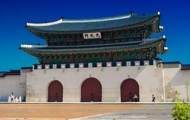 去韩国不去景福宫就白瞎了这环境还有这建筑堪比故宫