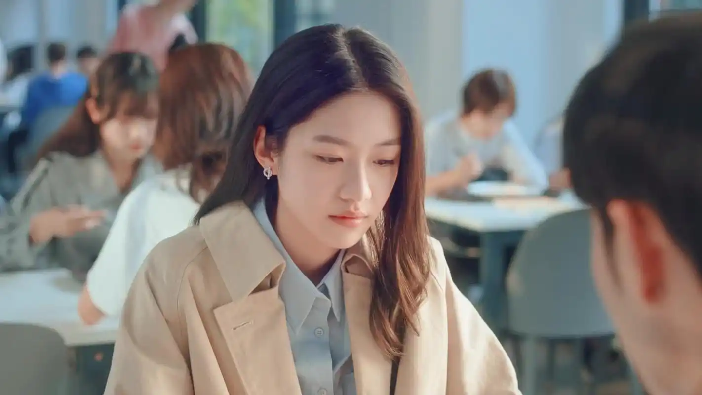 大方拒绝秦越,夏姐的这番话也太霸气了,果然解释越多误会越多 @向涵之